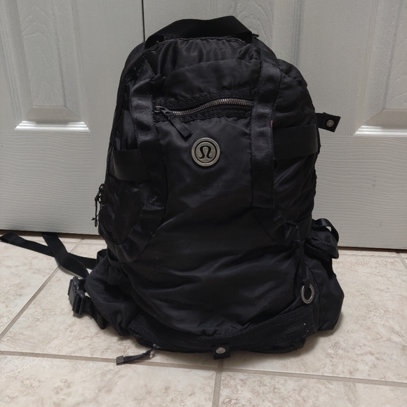 lululemon yoga backpack